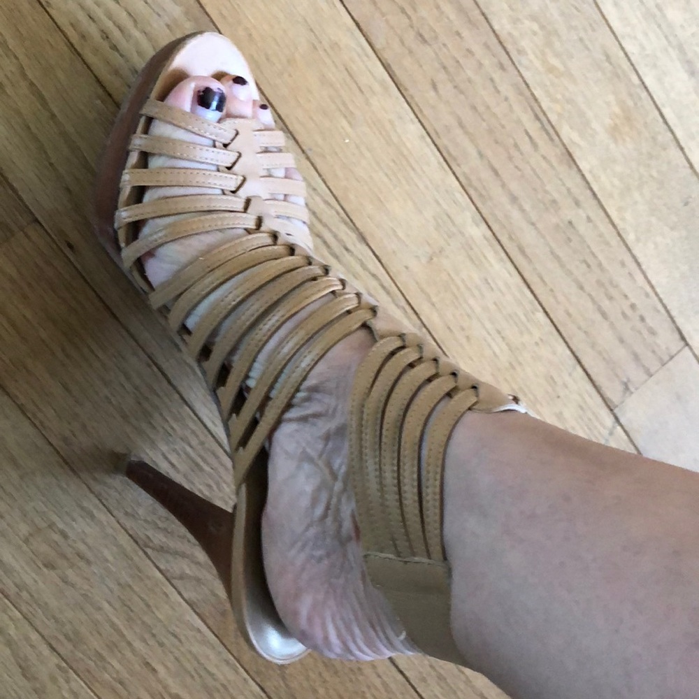 Stuart Whitman caged natural leather platform